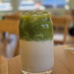 Calidum Cafe - Matcha Latte
