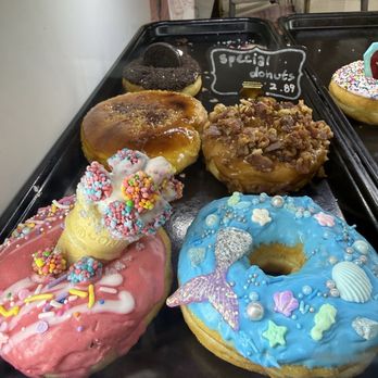 King Donut - Specialty donuts - Donuts Near Me - McKinney, Texas King Donut - Specialty donuts - Donuts Near Me - McKinney, Texas