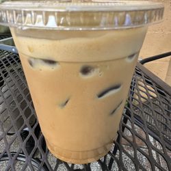 Anaya Coffee - Oat milk, latte with coffee ice cubes