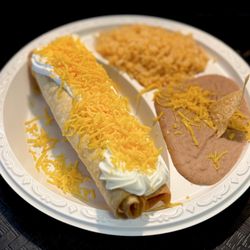 Las Carretas Taco Shop - 2 Flautas Combo Plate