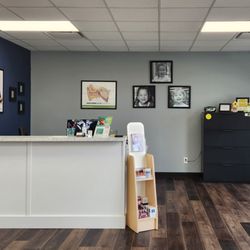 Southwestern Hearing Centers - Reception area staffed by patient care coordinator.