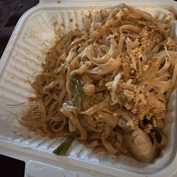 Thai Garden - Chicken TN1. Pad Thai Noodles - Thai Near Me - Clarkston, Washington
