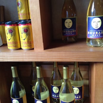 Honeymoon Mead - Meaderies Near Me - Bellingham, Washington Honeymoon Mead - Meaderies Near Me - Bellingham, Washington