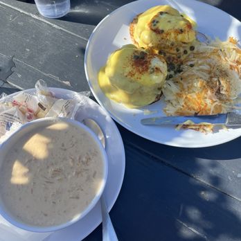 Breakers Breakfast, Brunch & Lunch - Breakfast & Brunch Near Me - Pacifica, California