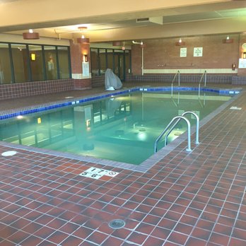 Holiday Inn Manitowoc - Hotels Near Me - Manitowoc, Wisconsin