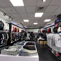 Fresh Apparel - Interior