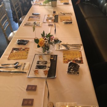7th + Grove - Table set up - Southern Near Me - Tampa, Florida 7th + Grove - Table set up - Southern Near Me - Tampa, Florida