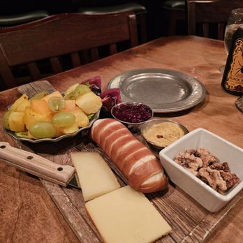 Jessop's Tavern - "Smorgas-Bord" - New Castle, DE