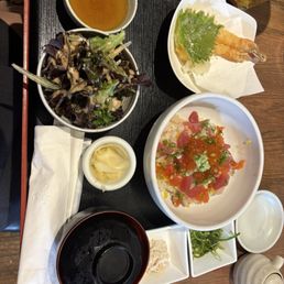 Chirashi and tempura lunch teishoku set Chirashi and tempura lunch teishoku set
