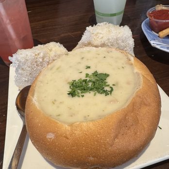 Louie Linguini's - Seafood Near Me - Monterey, California