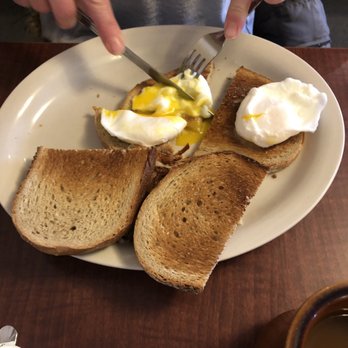 Coventry Cafe - Poached eggs - American Near Me - Pottstown, Pennsylvania