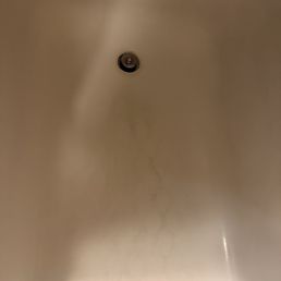 Dirty tub