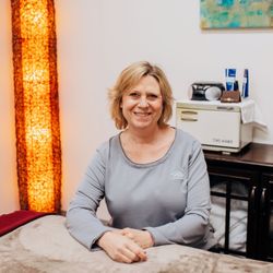 Phoenix Bodywork and Wellness - Welcome to my studio!