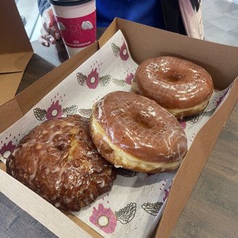 Urban Dripp - Apple Fritter and 2 Glazed Donuts - Donuts Near Me - Riverside, California Urban Dripp - Apple Fritter and 2 Glazed Donuts - Donuts Near Me - Riverside, California