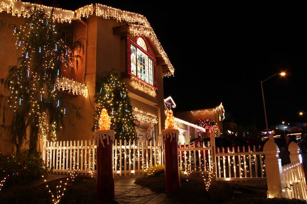 マリモ❗️リリパット341☆ CHRISTMAS LIGHTS AT THE Christmas Light Bros., 41410 Juniper St, Unit 2821, Murrieta