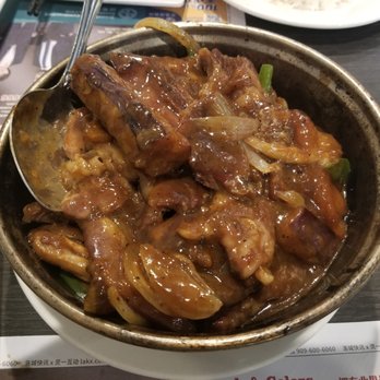 EAT Bistro - Beef Short Ribs & Eggplant Hot Pot with Black Pepper (I *think*). $15.50. Really good, especially with white rice. - Cantonese Near Me - Rosemead, California EAT Bistro - Beef Short Ribs & Eggplant Hot Pot with Black Pepper (I *think*). $15.50. Really good, especially with white rice. - Cantonese Near Me - Rosemead, California