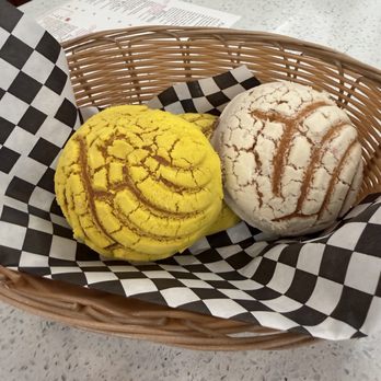 Almuerzo Café - Breakfast & Brunch Near Me - Tustin, California Almuerzo Café - Breakfast & Brunch Near Me - Tustin, California