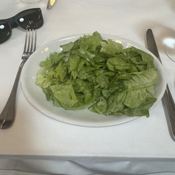 Petit Trois - Boston Lettuce - French Near Me - Sherman Oaks, California Petit Trois - Boston Lettuce - French Near Me - Sherman Oaks, California