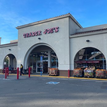 Trader Joe's - Grocery Near Me - Oakland, California