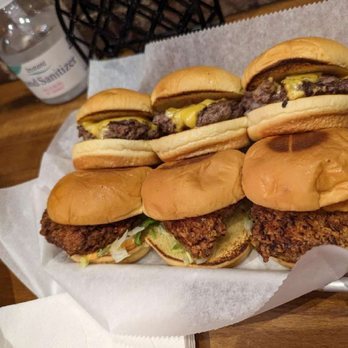Holy Burger - 6 sliders: 3 holy beef and 3 holy chicken - Burgers Near Me - New York, New York Holy Burger - 6 sliders: 3 holy beef and 3 holy chicken - Burgers Near Me - New York, New York