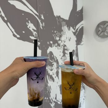 The Alley - Ube brown sugar deerioxa creme brulee milk tea and Passionfruit green tea - Bubble Tea Near Me - Quincy, Massachusetts The Alley - Ube brown sugar deerioxa creme brulee milk tea and Passionfruit green tea - Bubble Tea Near Me - Quincy, Massachusetts