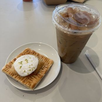 Driftwood Coffee - Blueberry Poptart! - Coffee & Tea Near Me - Peoria, Arizona Driftwood Coffee - Blueberry Poptart! - Coffee & Tea Near Me - Peoria, Arizona
