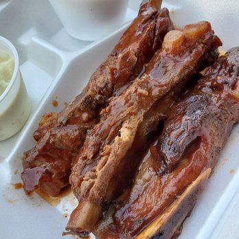 Smokey Pig Bar-B Q - Pork ribs plate. - Barbeque Near Me - Bowling Green, Kentucky Smokey Pig Bar-B Q - Pork ribs plate. - Barbeque Near Me - Bowling Green, Kentucky