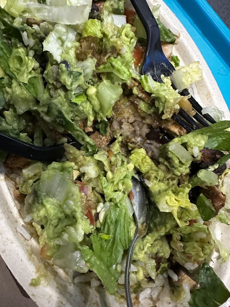 CHIPOTLE MEXICAN GRILL Updated June 2024 1990 McKee St, Batavia