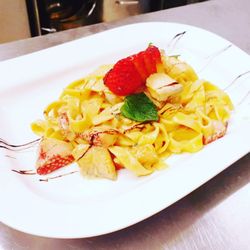 Ristorante Sole - Tagliatelle mit lachs und erdbeeen
