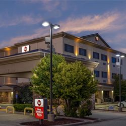 Best Western Plus Shamrock Inn & Suites - Exterior