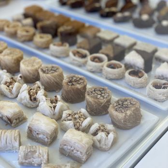 Cafe Sheera - Sweets display. - Cafes Near Me - Beverly Hills, California