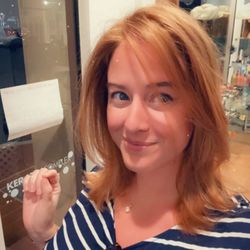 Lilibeth Salon Hair & Makeup - Strawberry blonde