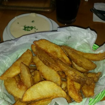 Outer Banks Brewing Station - Awesome beer cheese n fries - Seafood Near Me - Kill Devil Hills, North Carolina
