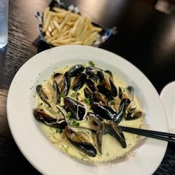 Naan Soju Bang - Mussels and fries were SO good.