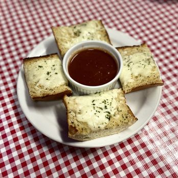 Win-Spuntino - Garlic Cheese Bread - Italian Near Me - Honolulu, Hawaii