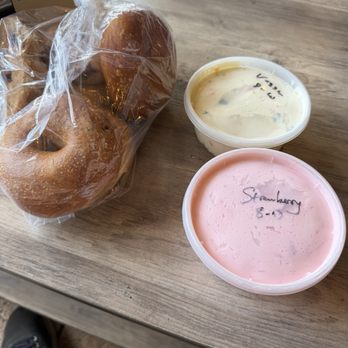 Best Bagel Shop - Bagels Near Me - Houston, Texas