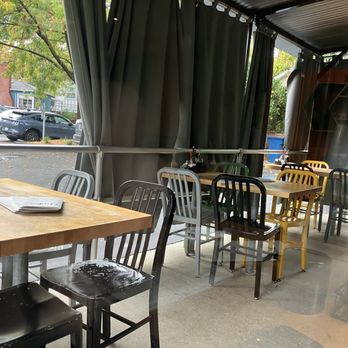 Orphan - Outdoor dining area - Breakfast & Brunch Near Me - Sacramento, California
