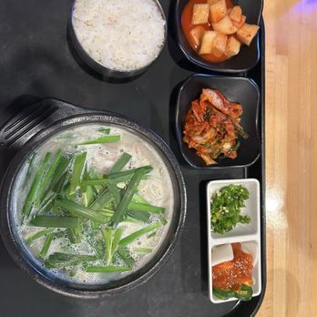 Busan DaeJee Gukbap - Pork bone soup - Korean Near Me - Duluth, Georgia