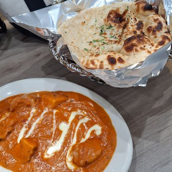 Tandoori Express - Garlic naan and butter chicken - Pakistani Near Me - Honolulu, Hawaii Tandoori Express - Garlic naan and butter chicken - Pakistani Near Me - Honolulu, Hawaii