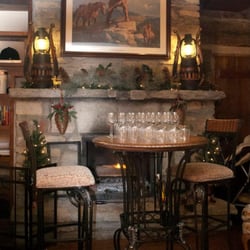 Jordan Hill Farm - The Frontier Room suite and library.