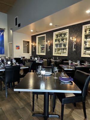 Plonk! Bistro & Wine Cellar by null