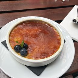 Crème brûlée. Very tasty and a good size. Crème brûlée. Very tasty and a good size.