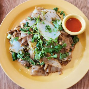 Kati Vegan Thai - Kuay tiew kua gai. - Thai Near Me - Kirkland, Washington