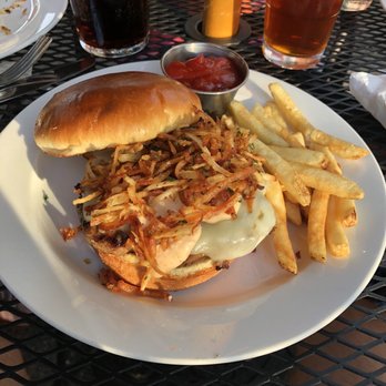 deSha's - Cincinnati - Burger Week Special - American Near Me - Cincinnati, Ohio deSha's - Cincinnati - Burger Week Special - American Near Me - Cincinnati, Ohio