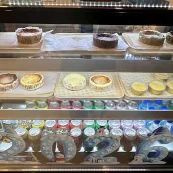 Fluffy Fluffy Cafe - Basque cheesecakes and drinks - Pancakes Near Me - Edison, New Jersey Fluffy Fluffy Cafe - Basque cheesecakes and drinks - Pancakes Near Me - Edison, New Jersey