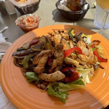 Avila's El Ranchito - Fajitas salad - Mexican Near Me - San Clemente, California