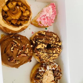 Mojo Donuts - What a million smiles looks like - Donuts Near Me - Pembroke Pines, Florida Mojo Donuts - What a million smiles looks like - Donuts Near Me - Pembroke Pines, Florida