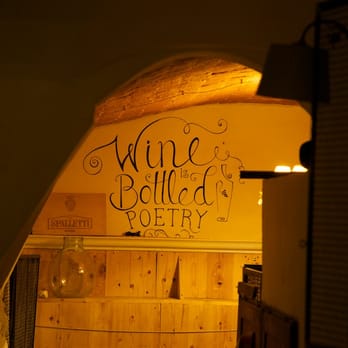 The Box - don't go for the wine/poetry, get the drinks: good drink selection - Bars Near Me - Florence, FI