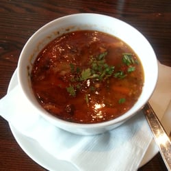 Mood Cafe Trattoria - Zupa dnia z białej kapusty 12,50 zl