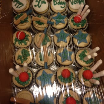 Cakes by Frosted - The entire lot. - Desserts Near Me - Edmonds, Washington